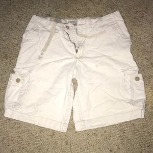 white aeropostale cargo shorts